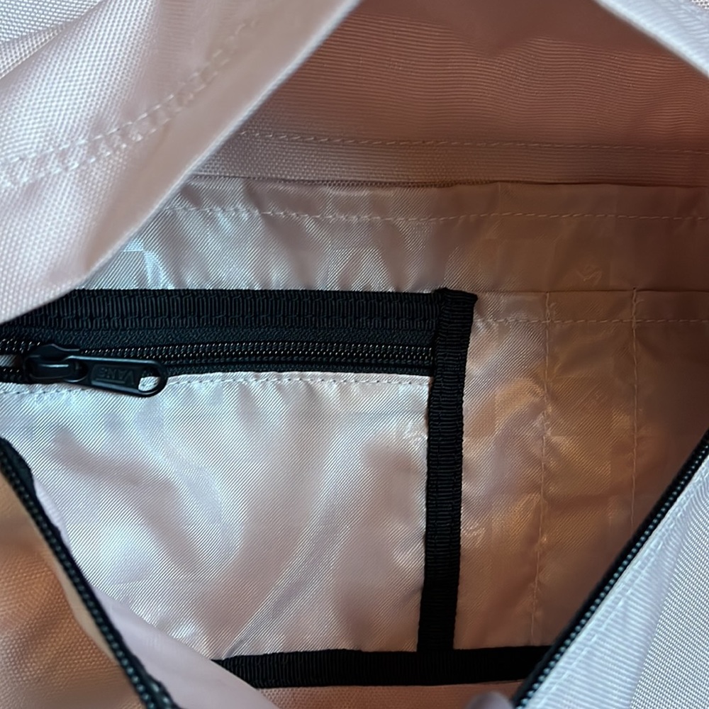 NWT VANS “Off the Wall” Pink Backpack with Laptop Sleeve - Picture 7 of 13